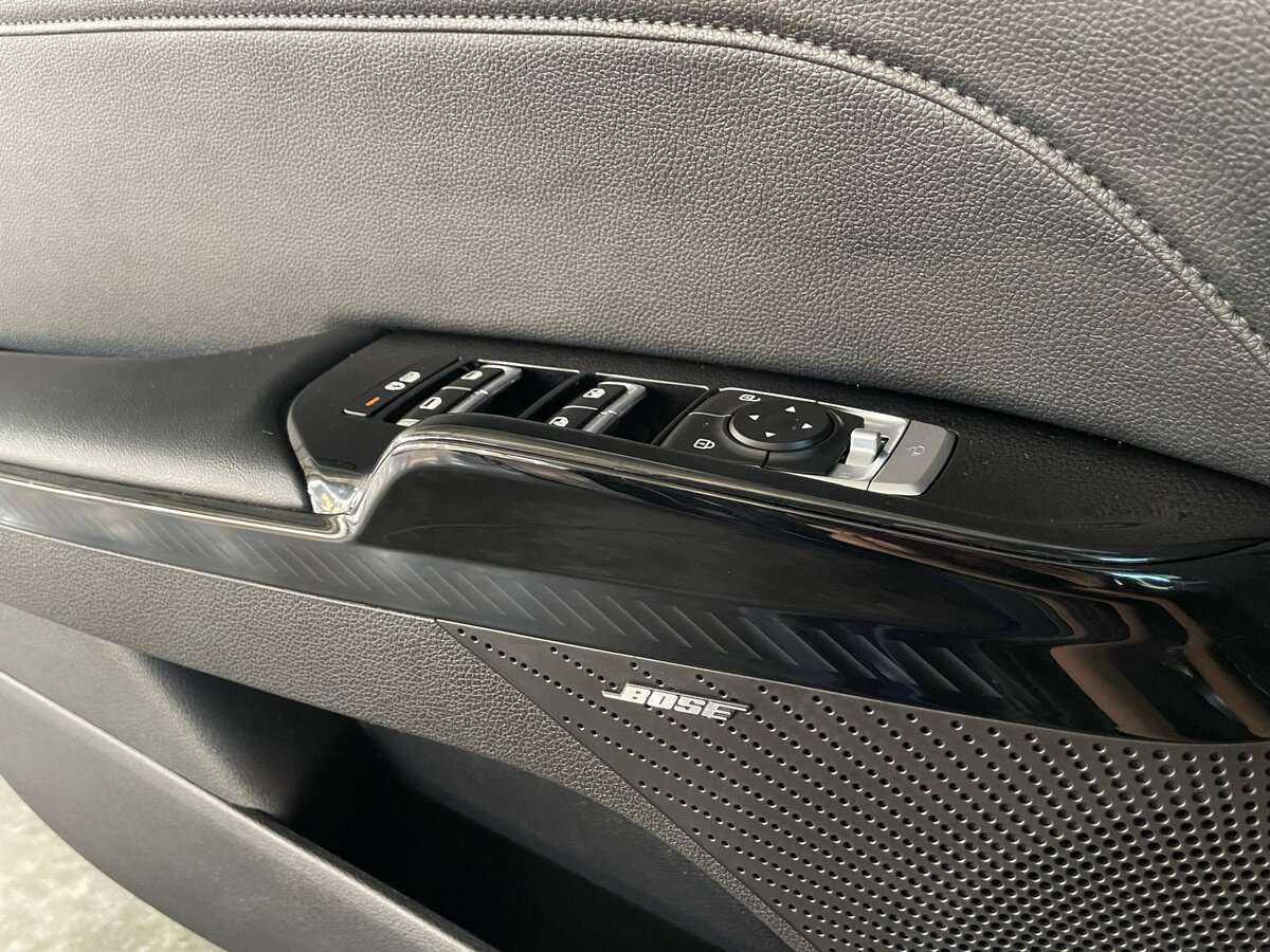 Купить Kia K5 с пробегом. Фото: #21