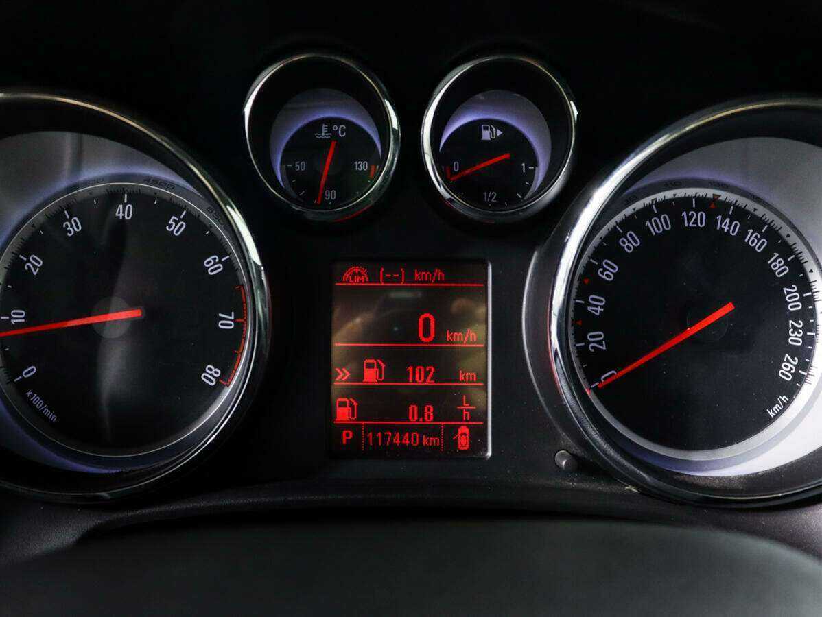 Купить Opel Astra с пробегом. Фото: #7