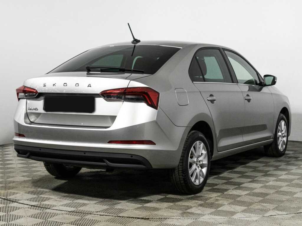 Купить Skoda Rapid с пробегом. Фото: #4