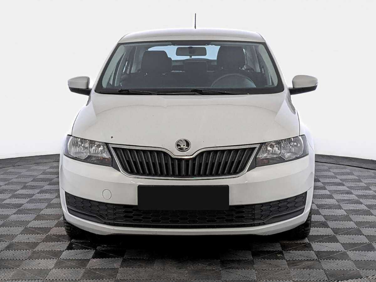 Купить Skoda Rapid с пробегом. Фото: #1