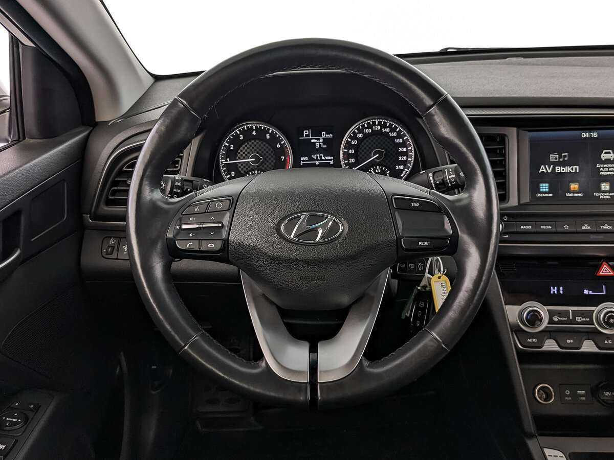 Купить Hyundai Elantra с пробегом. Фото: #17