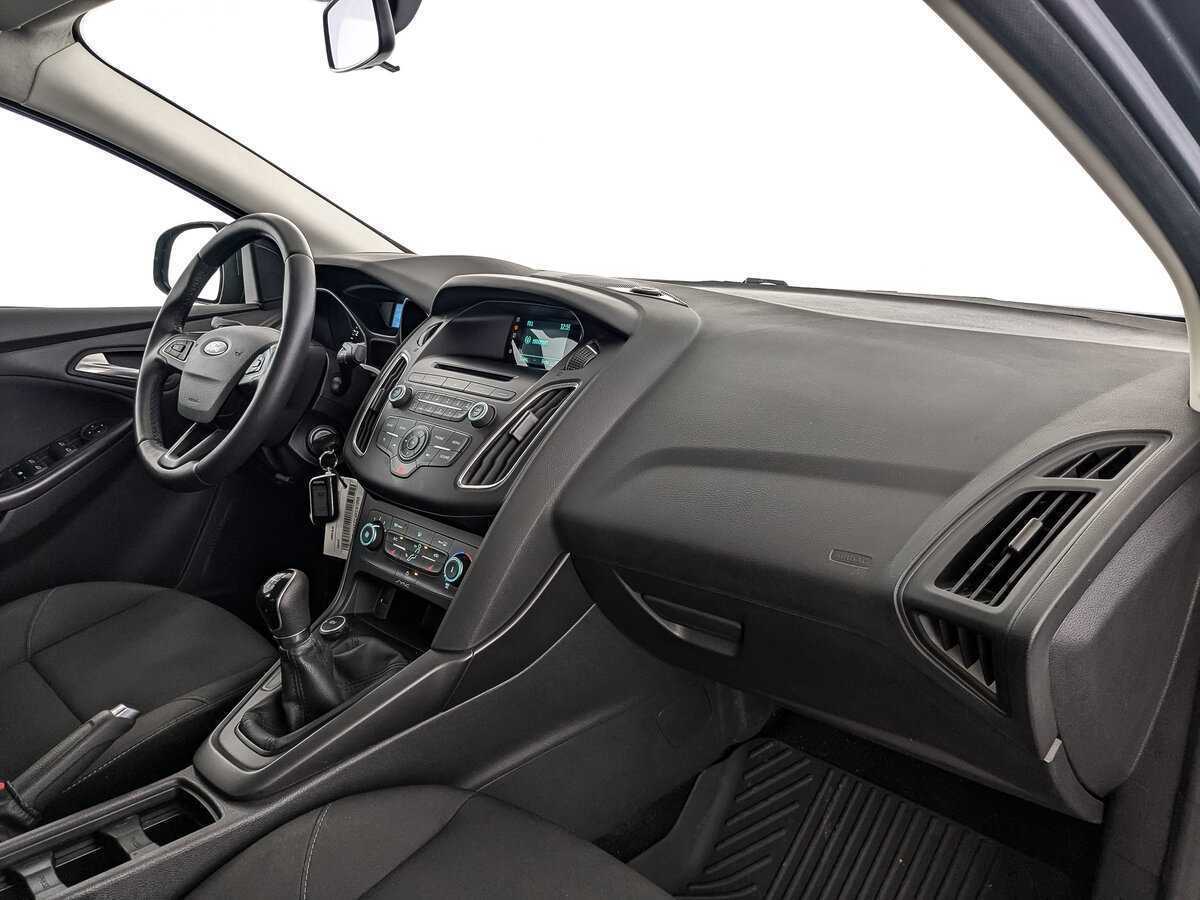 Купить Ford Focus с пробегом. Фото: #8