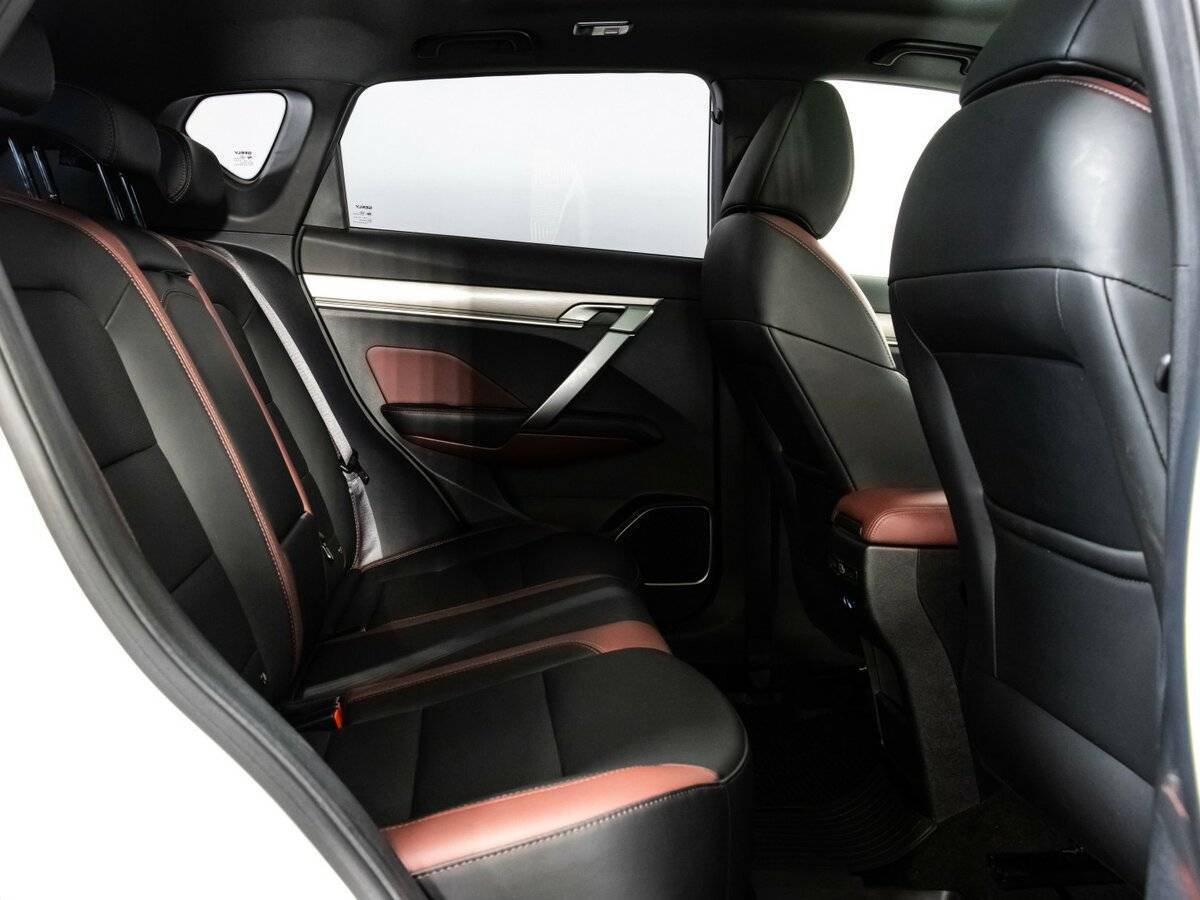 Купить Geely Coolray с пробегом. Фото: #16