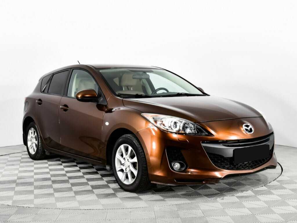 Купить Mazda 3 с пробегом. Фото: #2