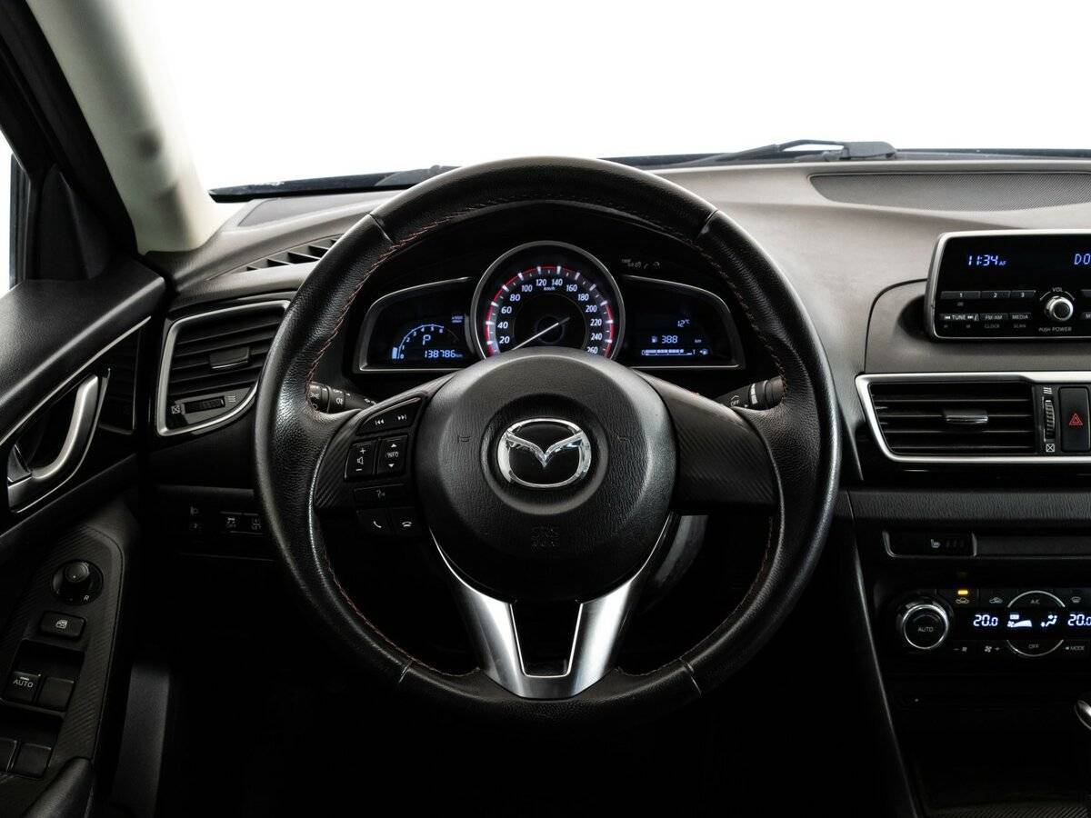 Купить Mazda 3 с пробегом. Фото: #10