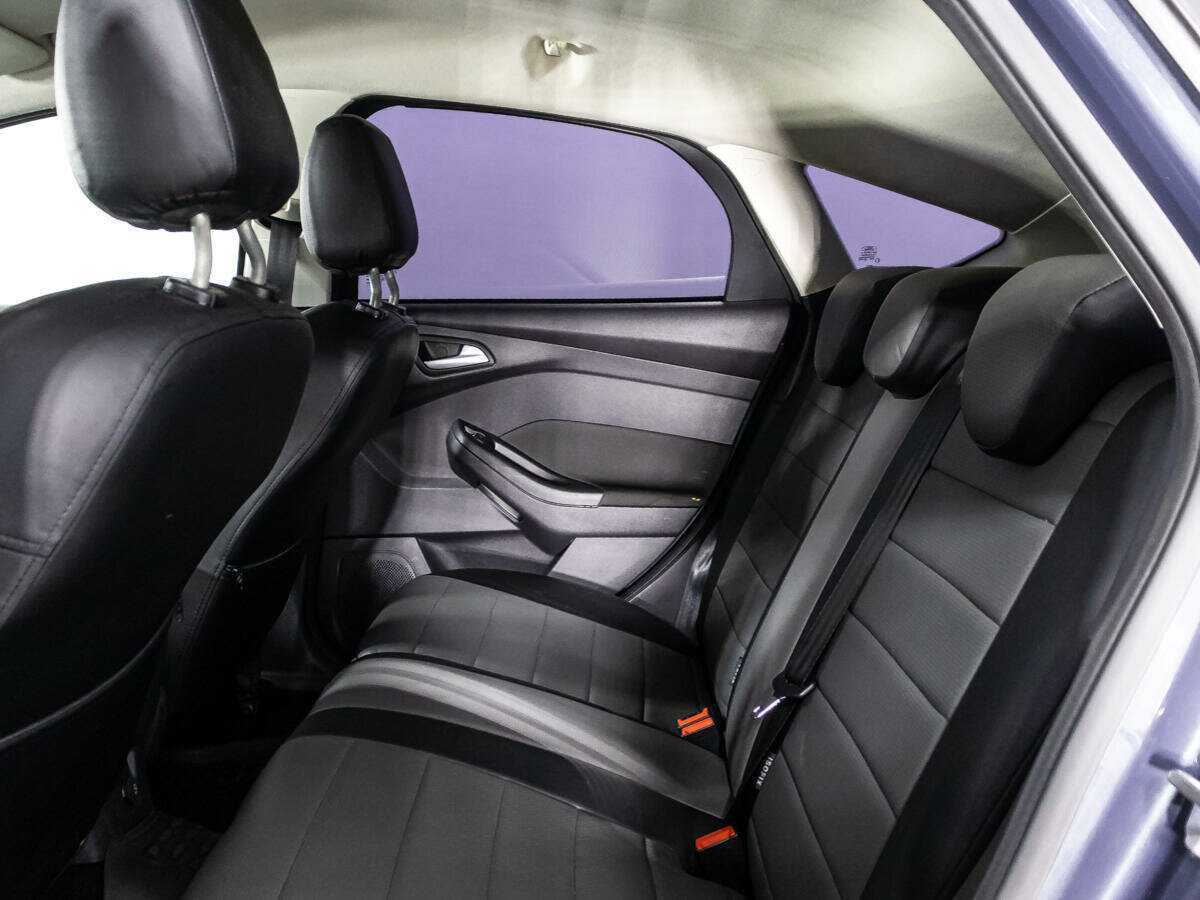 Купить Ford Focus с пробегом. Фото: #9