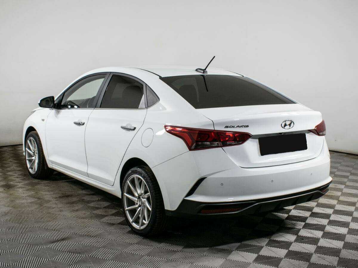 Купить Hyundai Solaris с пробегом. Фото: #0
