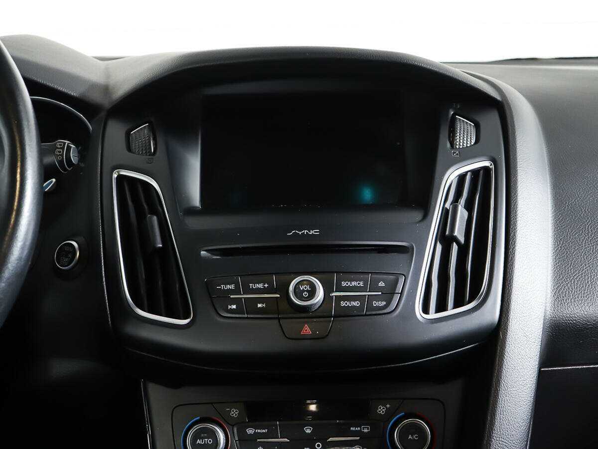 Купить Ford Focus с пробегом. Фото: #11