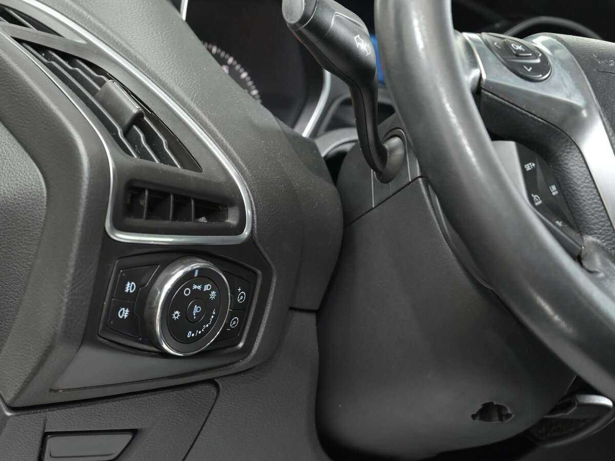 Купить Ford Focus с пробегом. Фото: #7