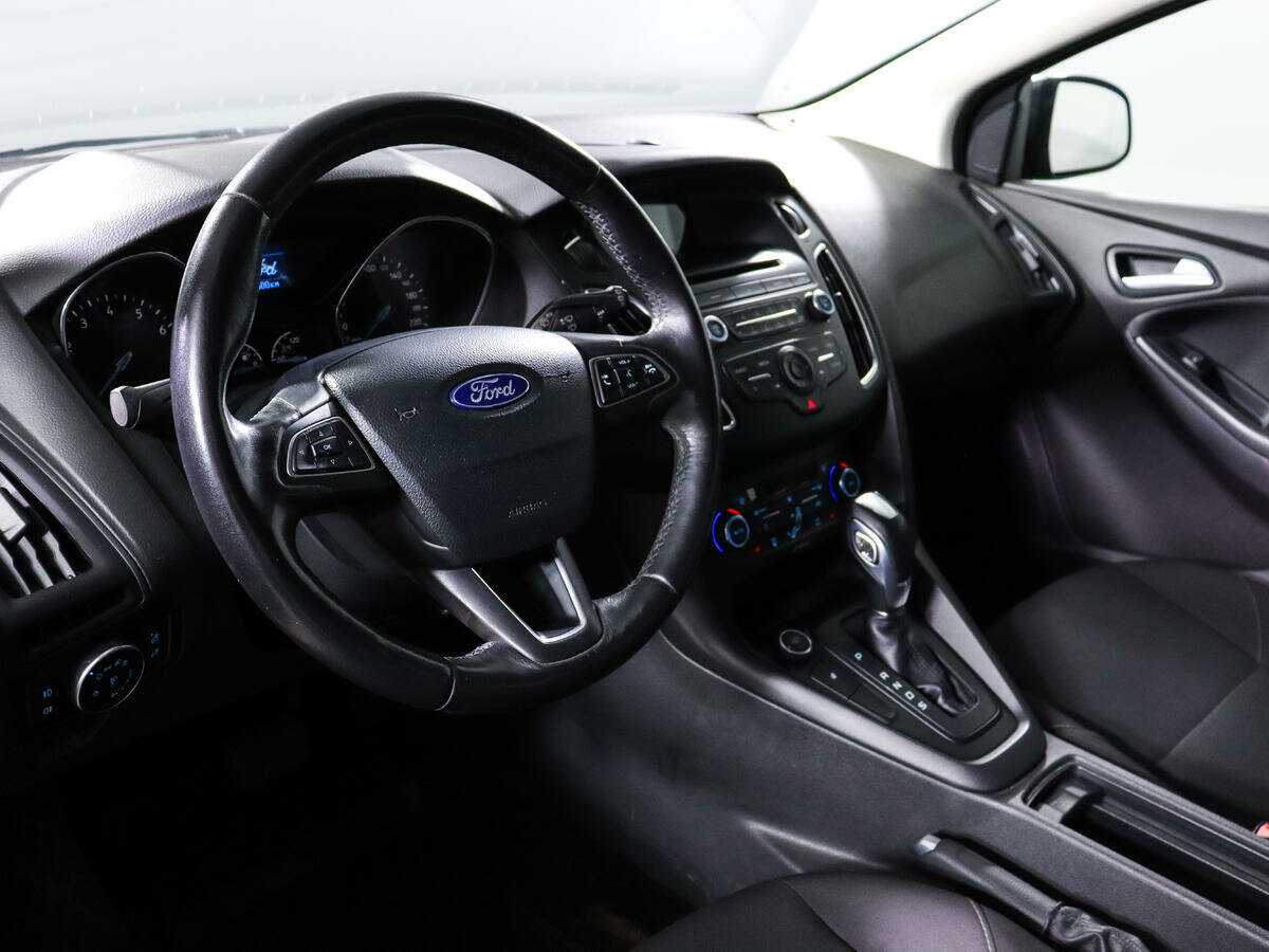 Купить Ford Focus с пробегом. Фото: #11