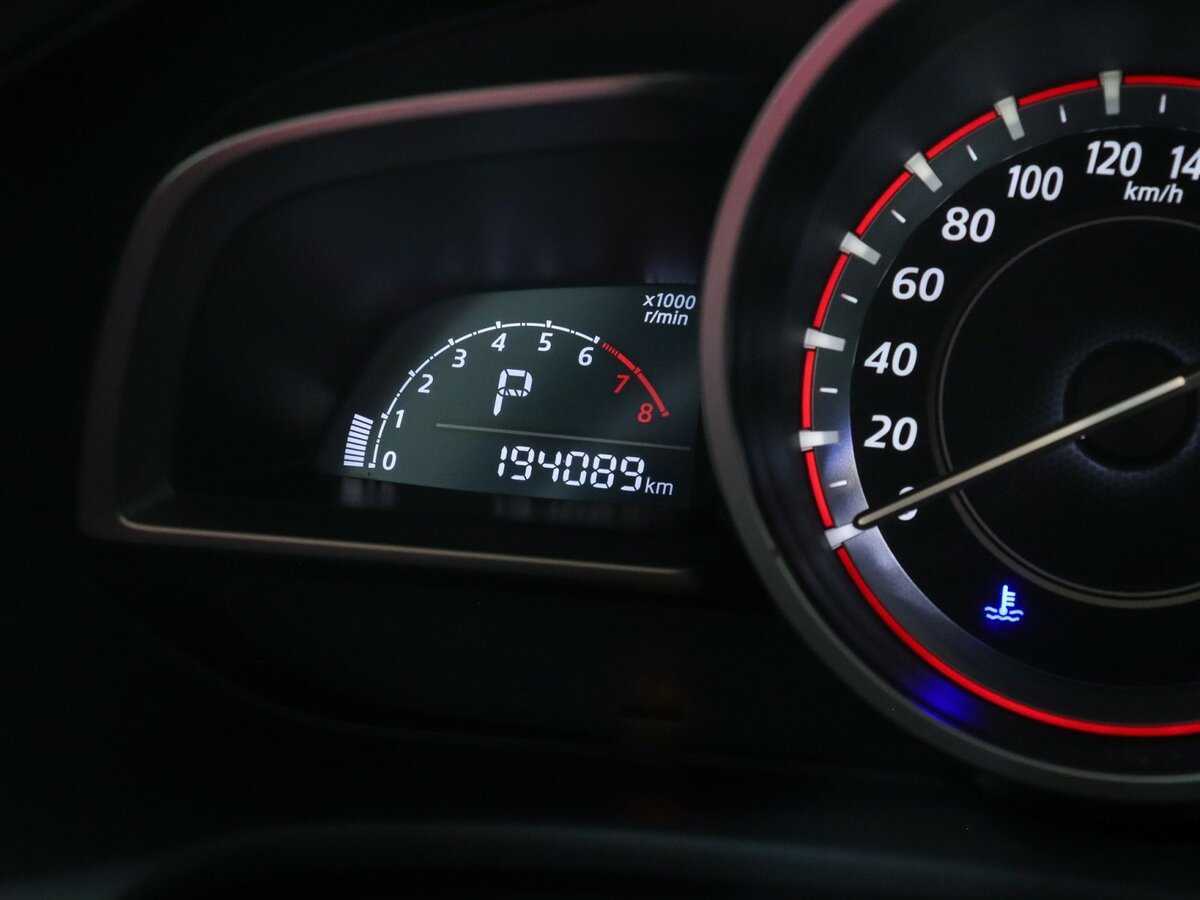 Купить Mazda 3 с пробегом. Фото: #10