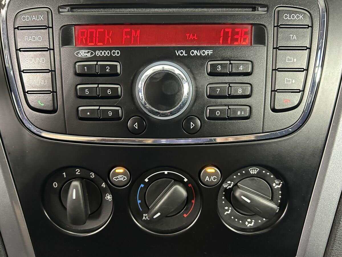 Купить Ford Mondeo с пробегом. Фото: #11