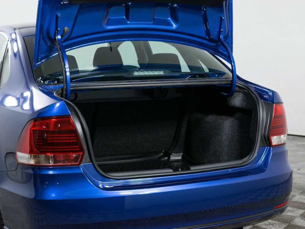 Купить Volkswagen Polo с пробегом. Фото: #6