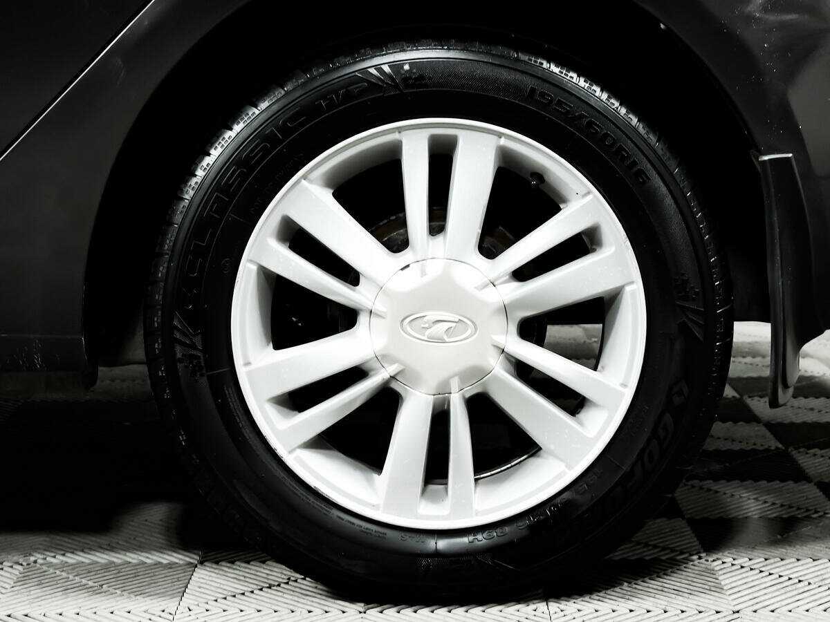 Купить Lada (ВАЗ) Vesta с пробегом. Фото: #13