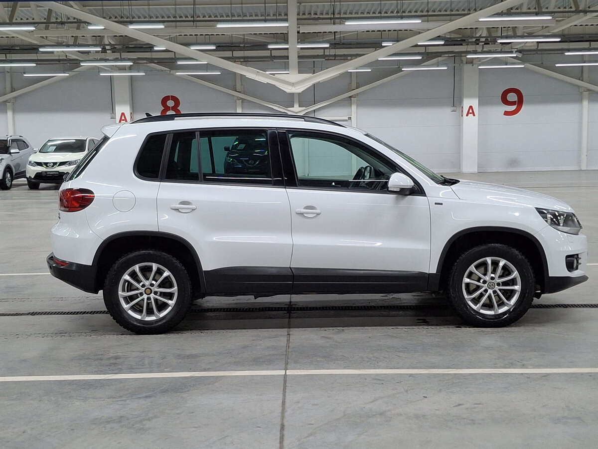 Купить Volkswagen Tiguan с пробегом. Фото: #3