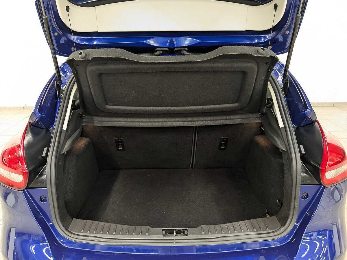 Купить Ford Focus с пробегом. Фото: #9