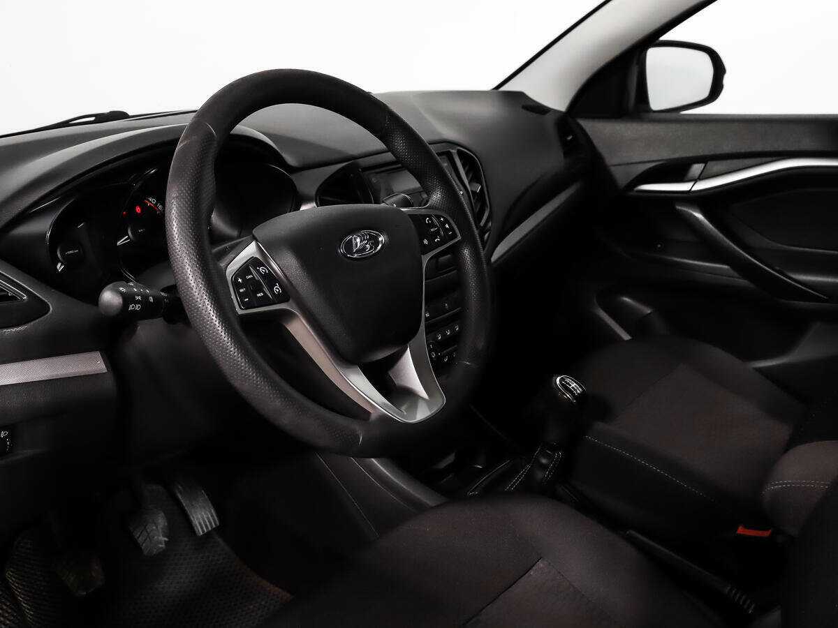 Купить Lada (ВАЗ) Vesta с пробегом. Фото: #8