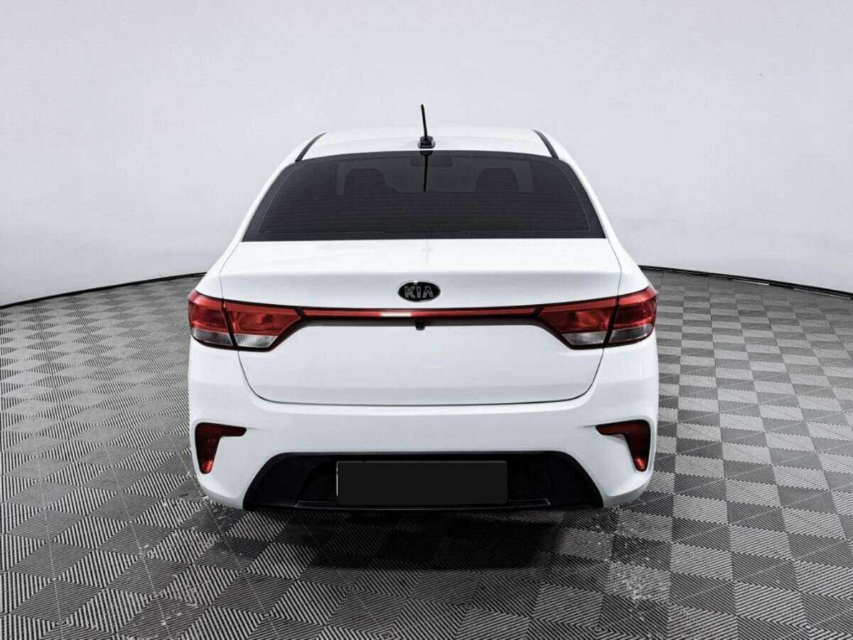 Купить Kia Rio с пробегом. Фото: #5