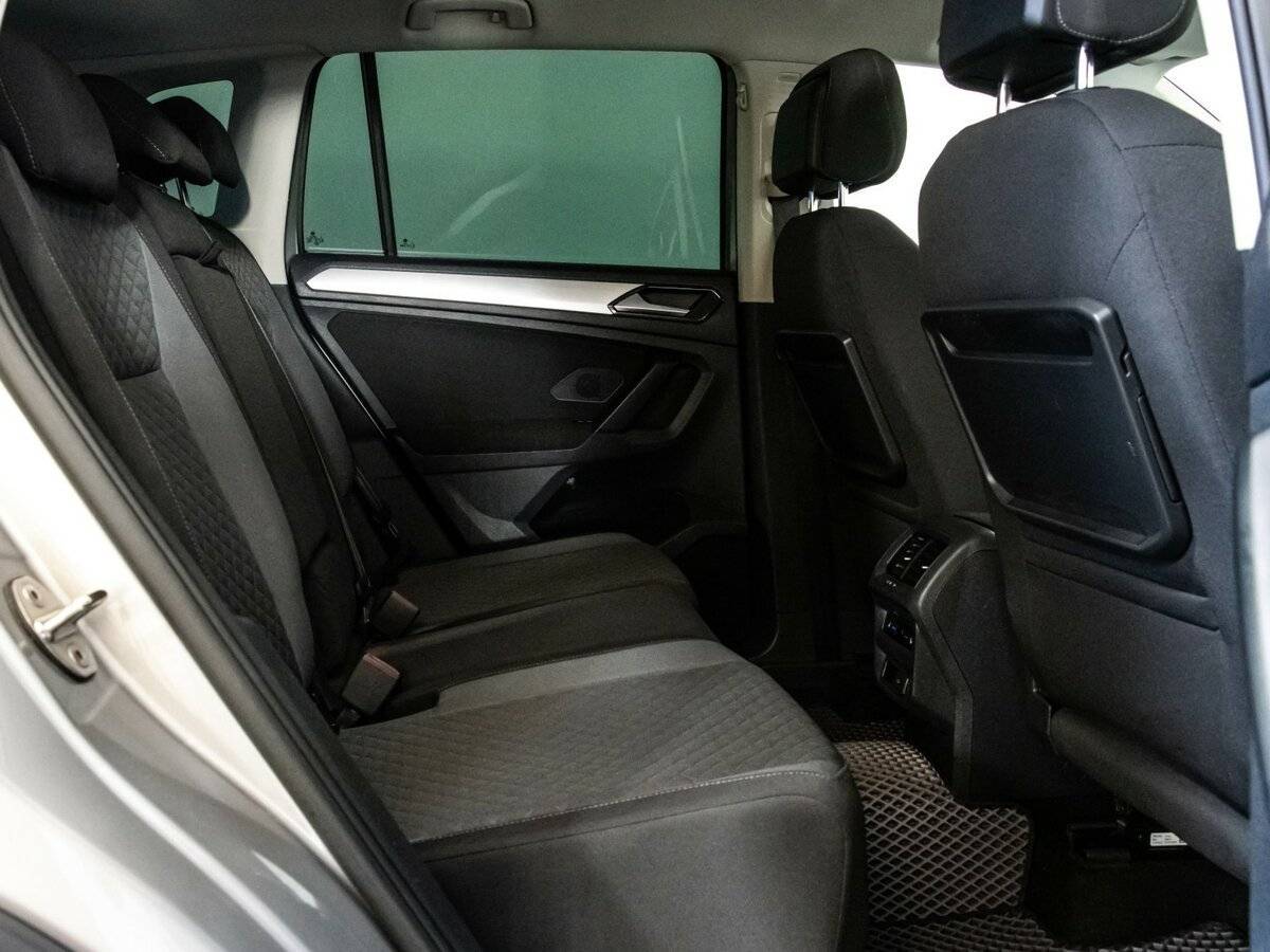 Купить Volkswagen Tiguan с пробегом. Фото: #13
