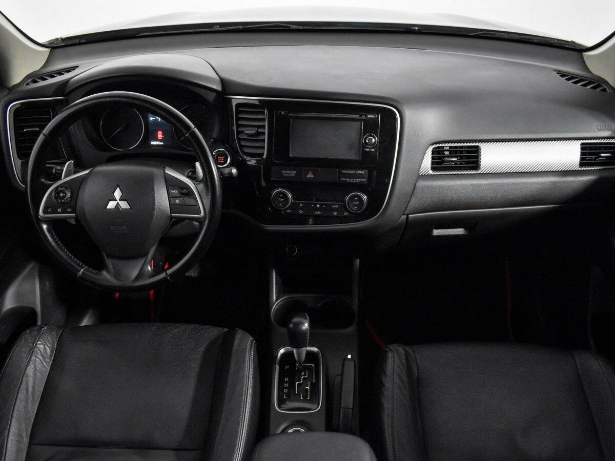 Купить Mitsubishi Outlander с пробегом. Фото: #14