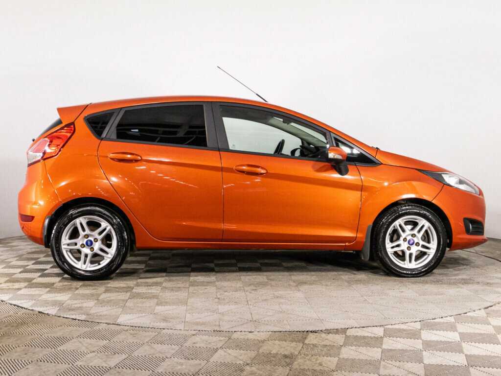 Купить Ford Fiesta с пробегом. Фото: #3