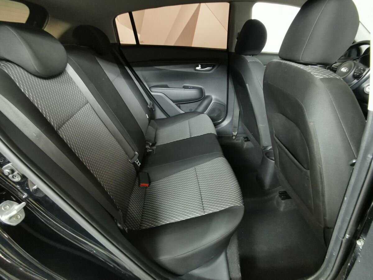 Купить Kia Rio с пробегом. Фото: #11