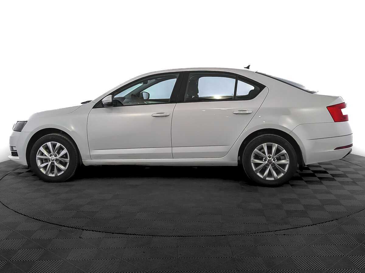 Купить Skoda Octavia с пробегом. Фото: #7