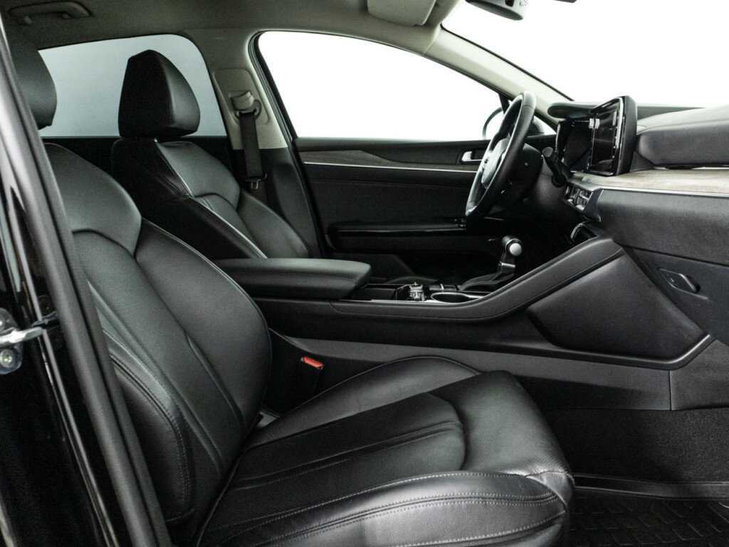 Купить Kia K5 с пробегом. Фото: #14