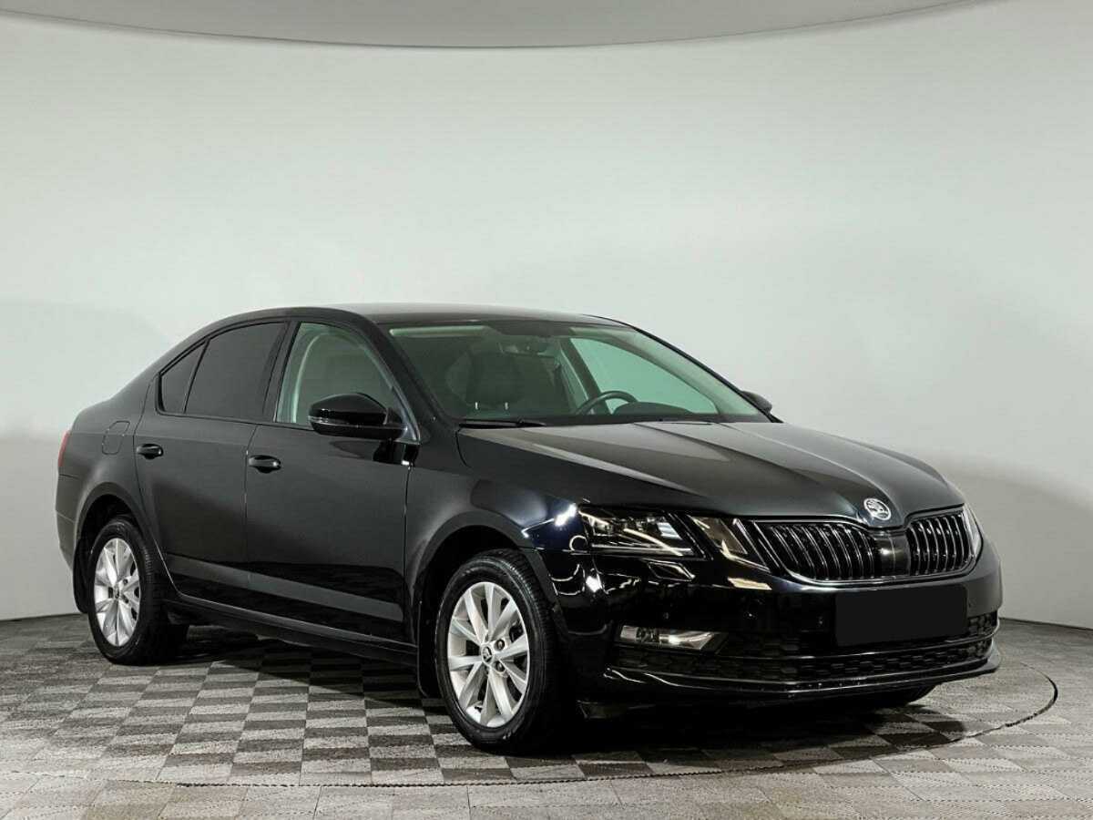 Купить Skoda Octavia с пробегом. Фото: #2