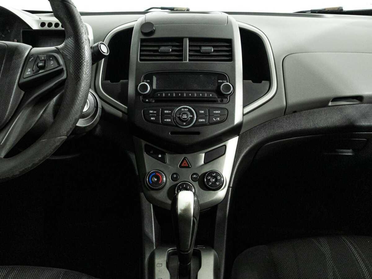 Купить Chevrolet Aveo с пробегом. Фото: #13