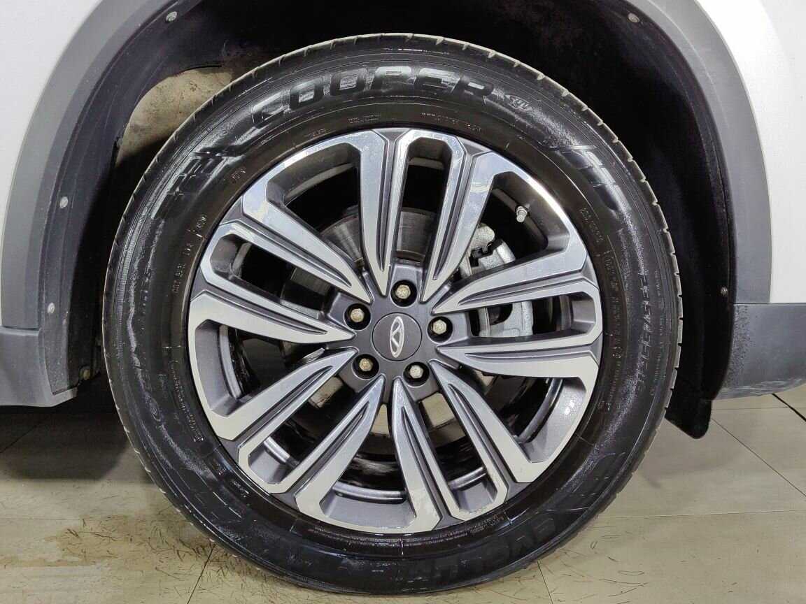 Купить Chery Tiggo 8 с пробегом. Фото: #30