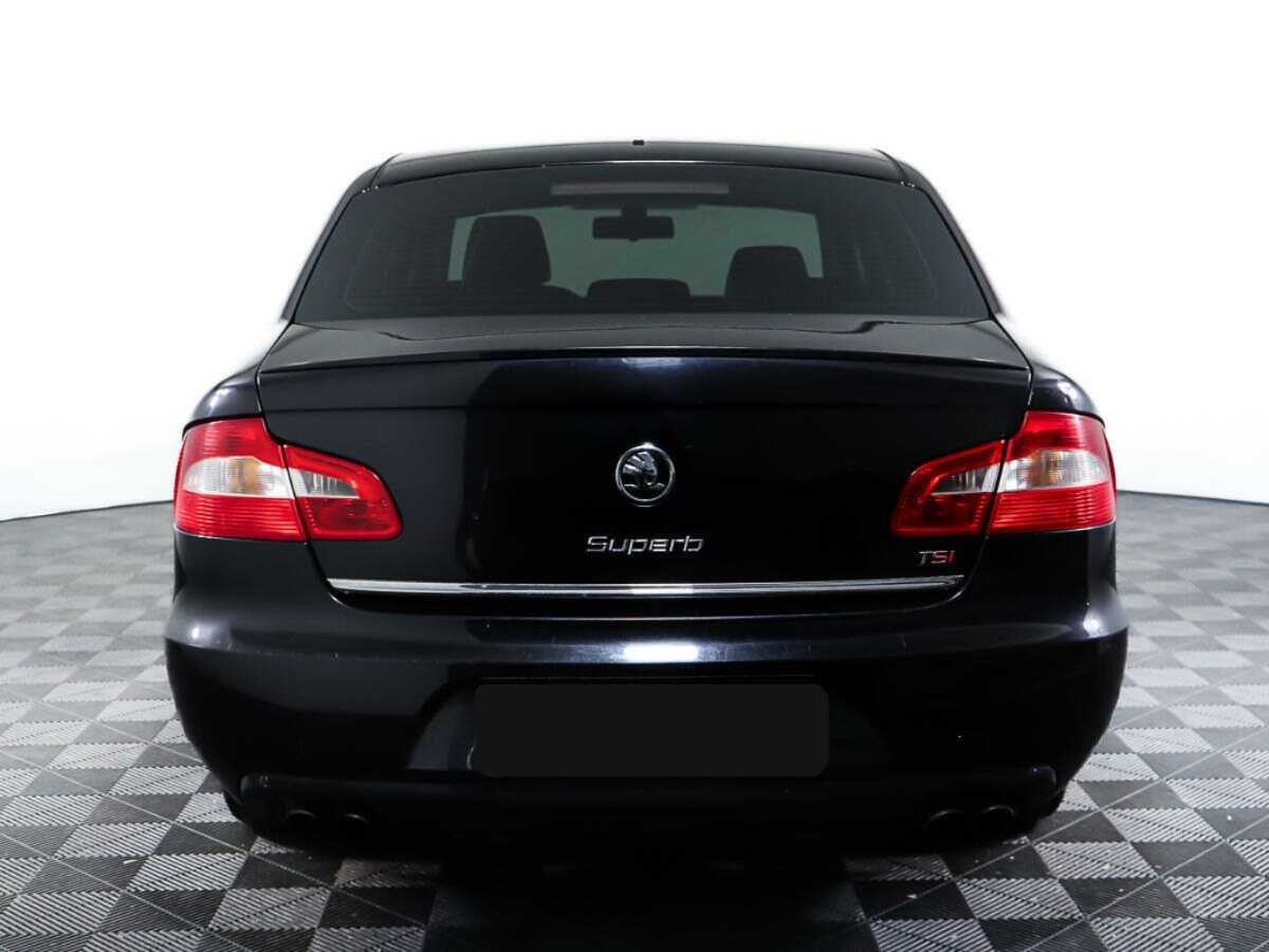 Купить Skoda Superb с пробегом. Фото: #5