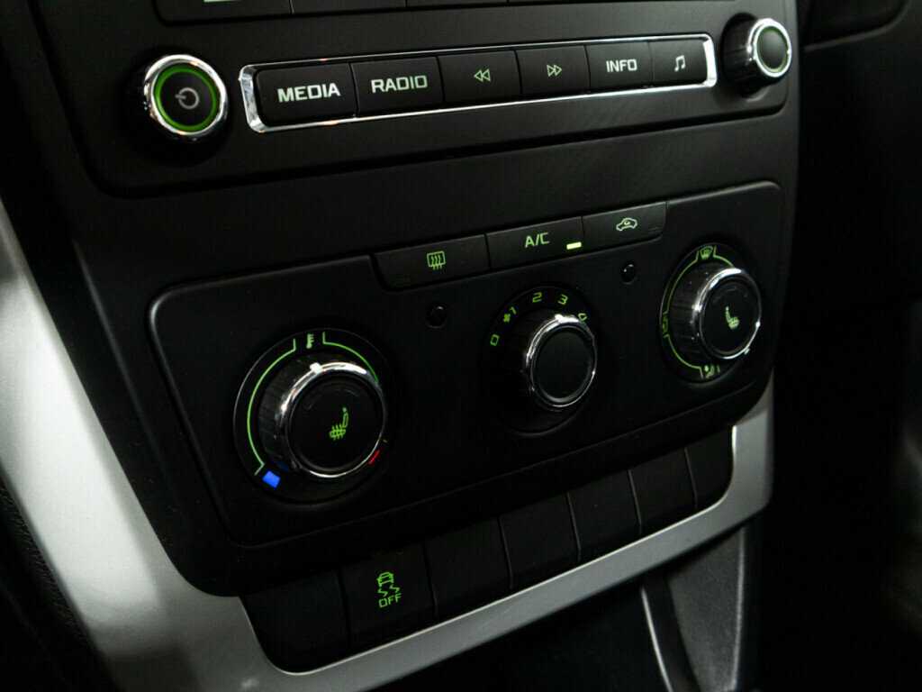 Купить Skoda Yeti с пробегом. Фото: #14