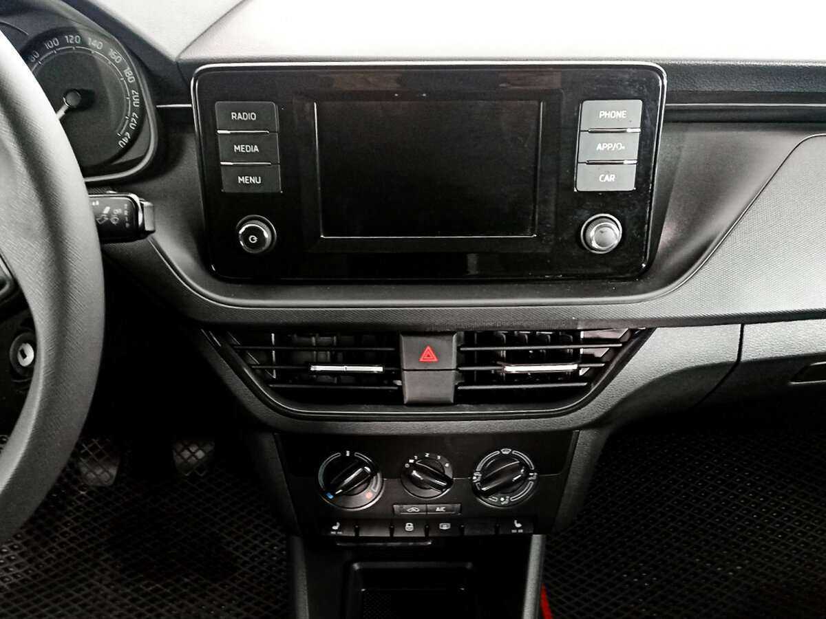 Купить Skoda Rapid с пробегом. Фото: #12