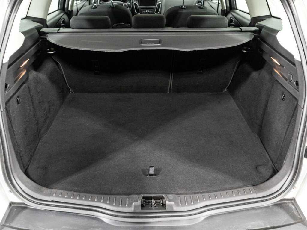 Купить Ford Focus с пробегом. Фото: #14