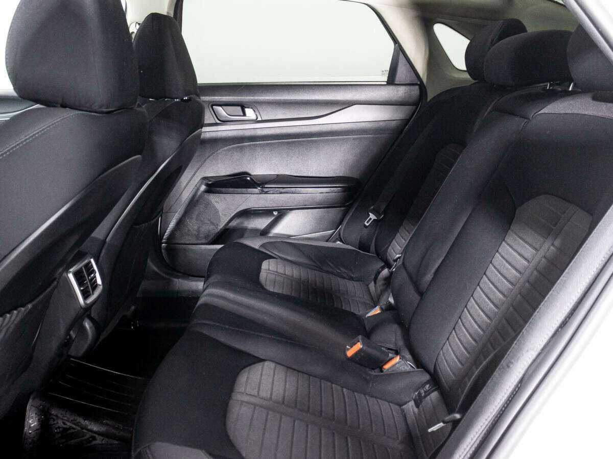 Купить Kia K5 с пробегом. Фото: #7