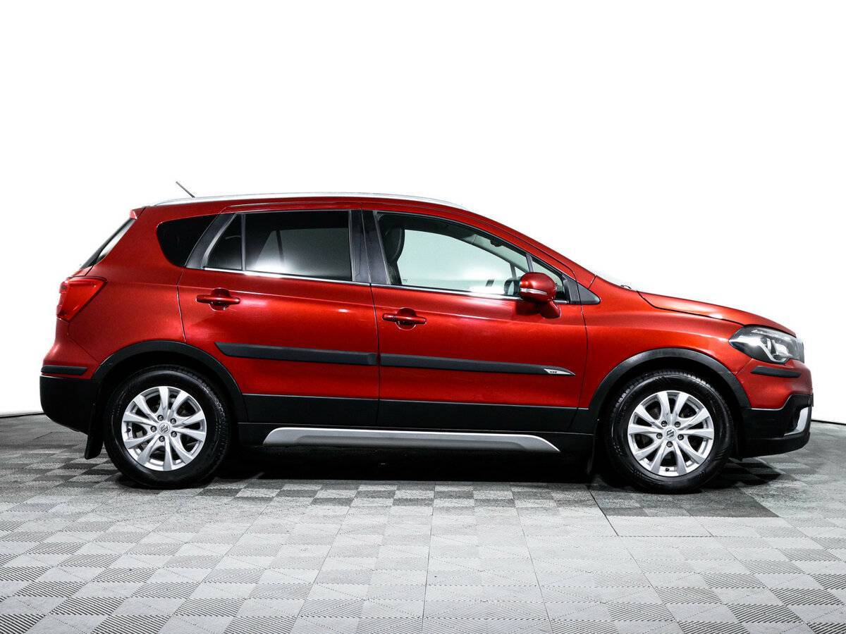 Купить Suzuki SX4 с пробегом. Фото: #3