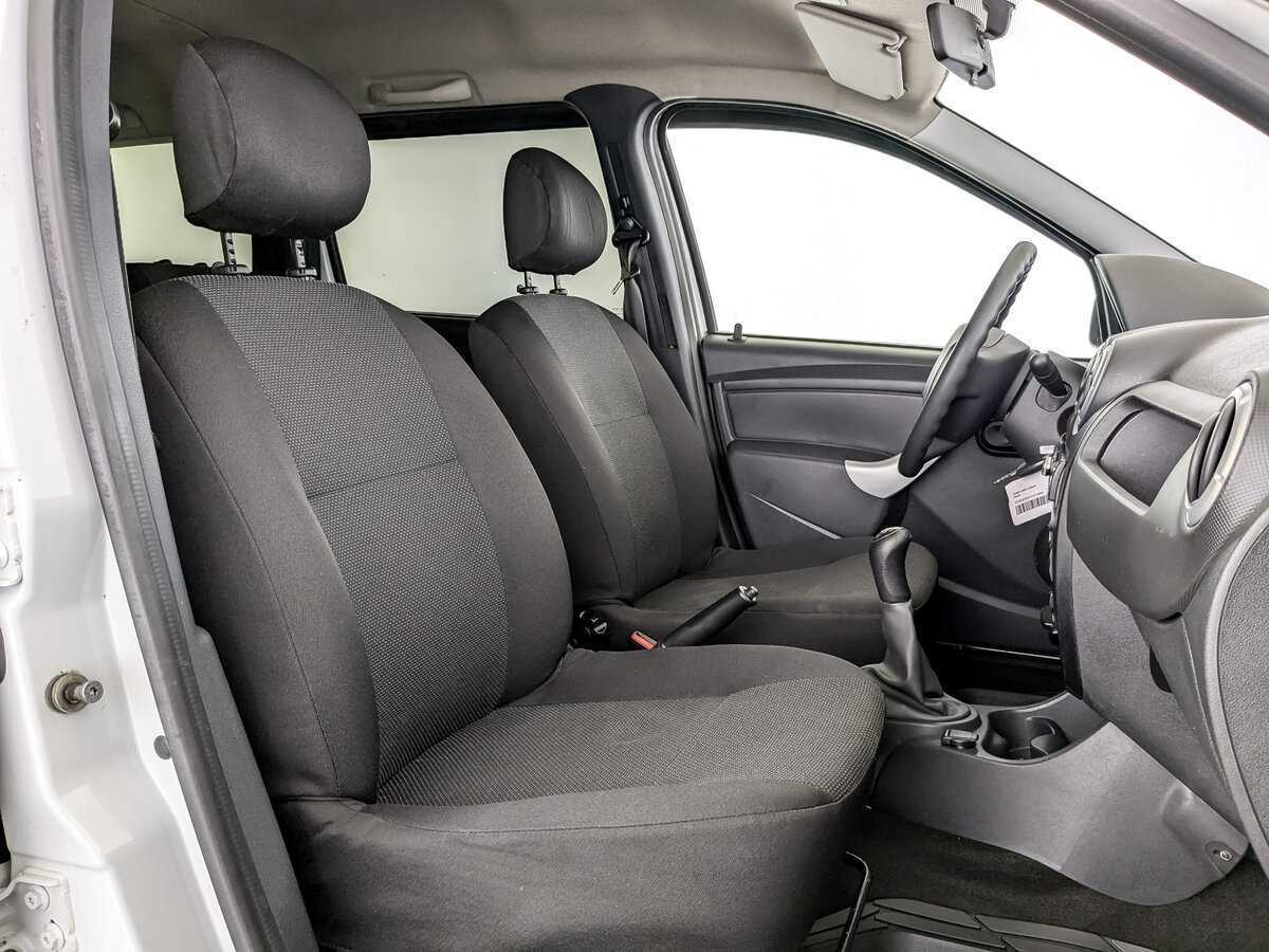 Купить Lada (ВАЗ) Largus с пробегом. Фото: #18