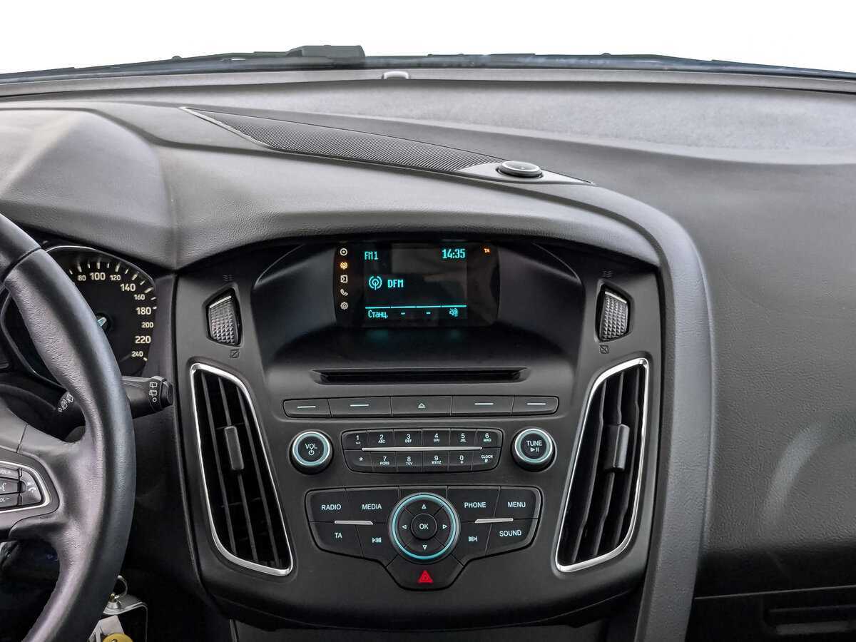 Купить Ford Focus с пробегом. Фото: #12