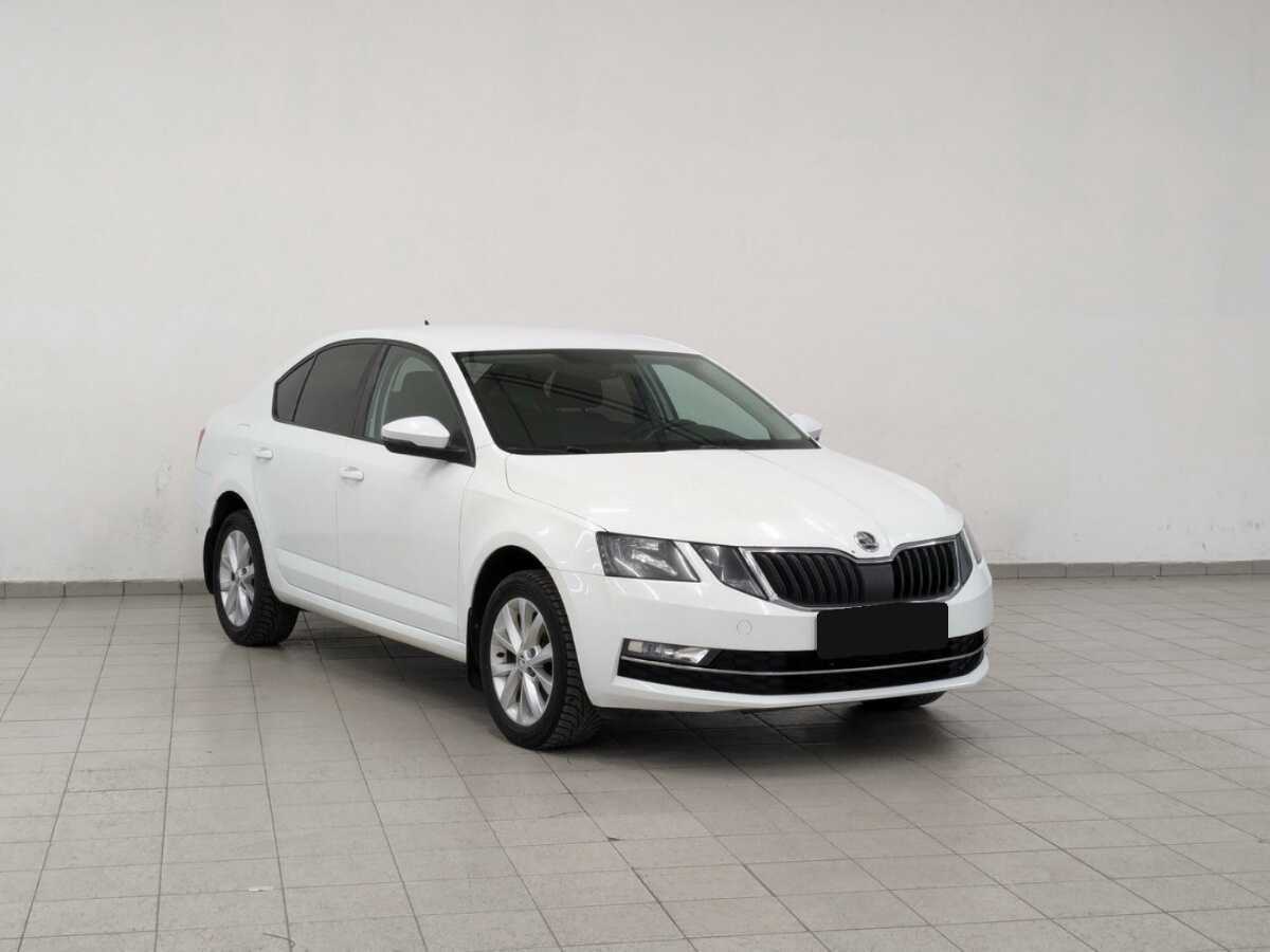 Купить Skoda Octavia с пробегом. Фото: #2