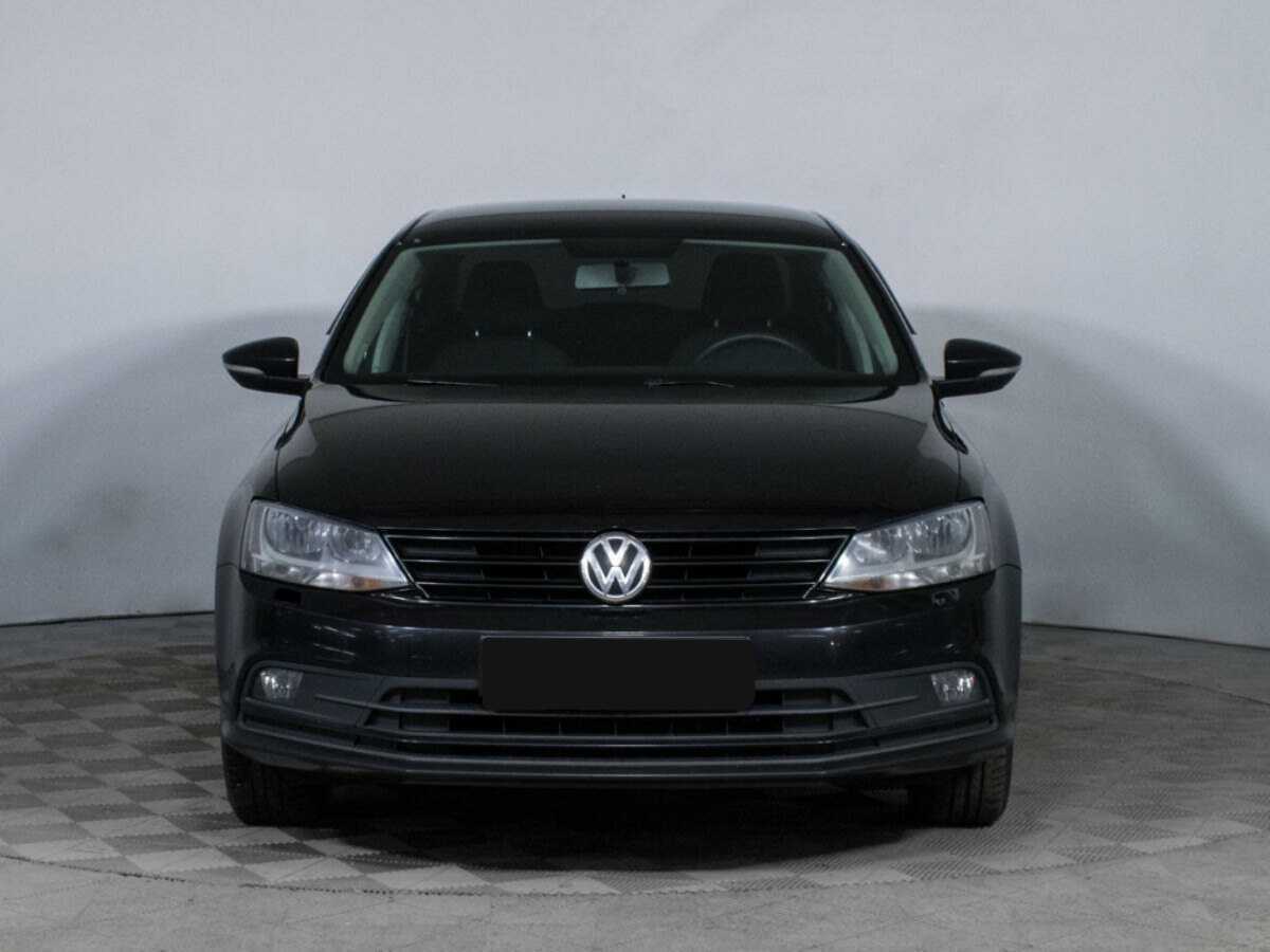 Купить Volkswagen Jetta с пробегом. Фото: #1