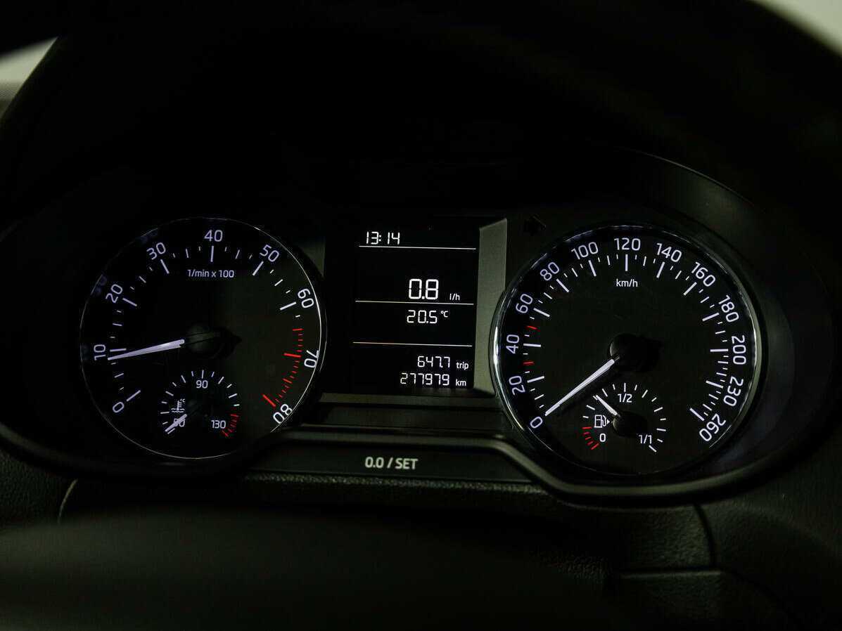 Купить Skoda Octavia с пробегом. Фото: #10