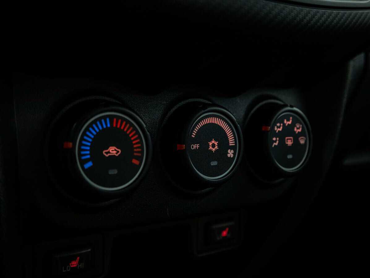 Купить Mitsubishi ASX с пробегом. Фото: #13