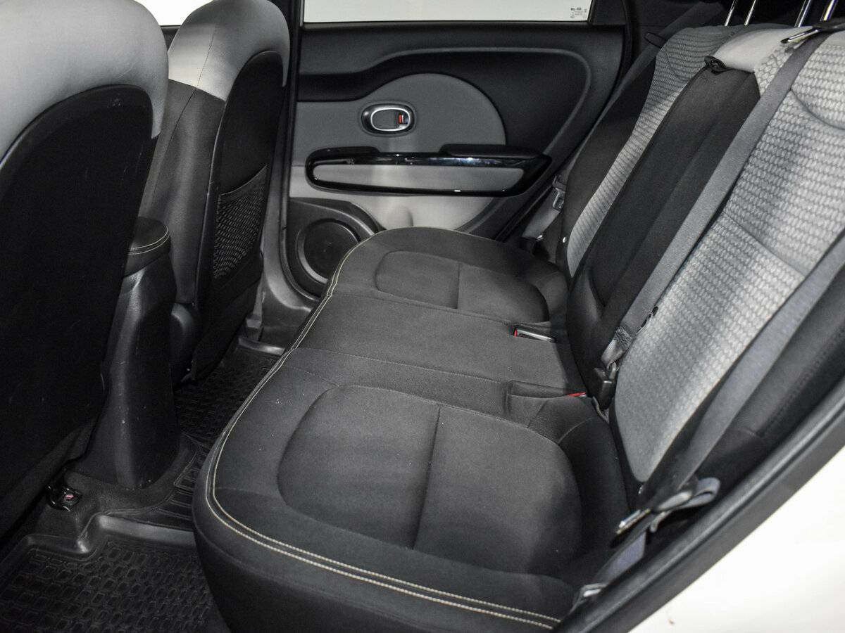 Купить Kia Soul с пробегом. Фото: #12