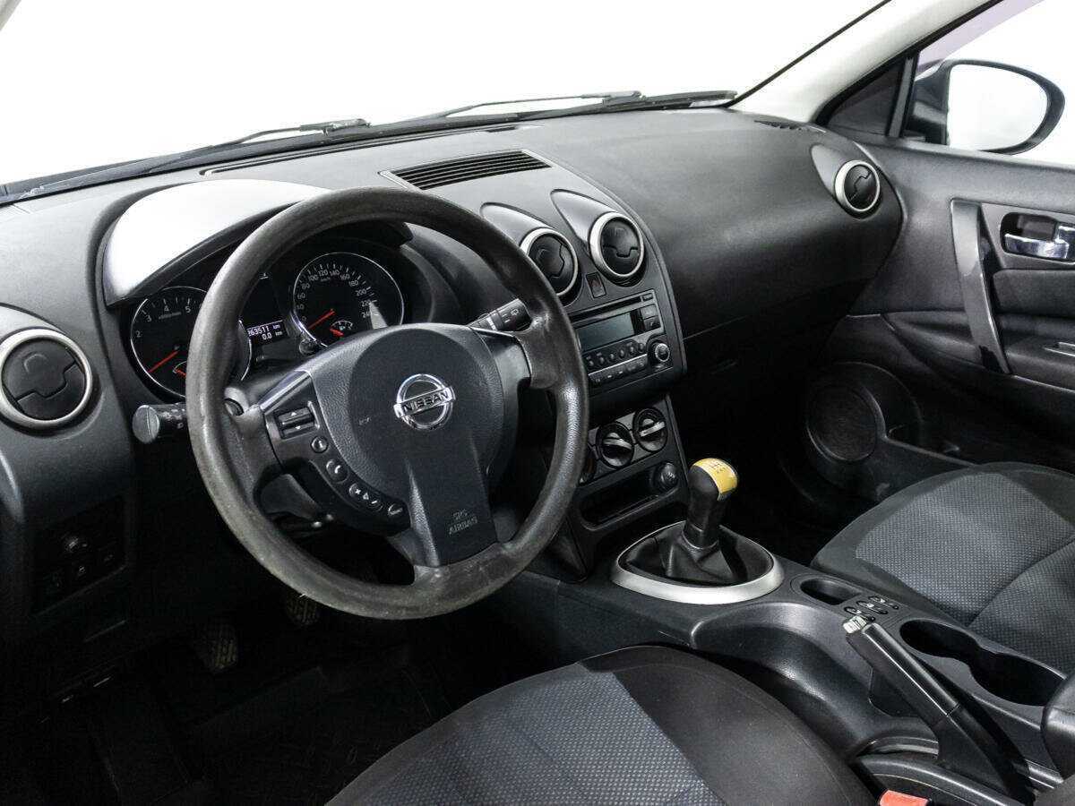 Купить Nissan Qashqai+2 с пробегом. Фото: #10