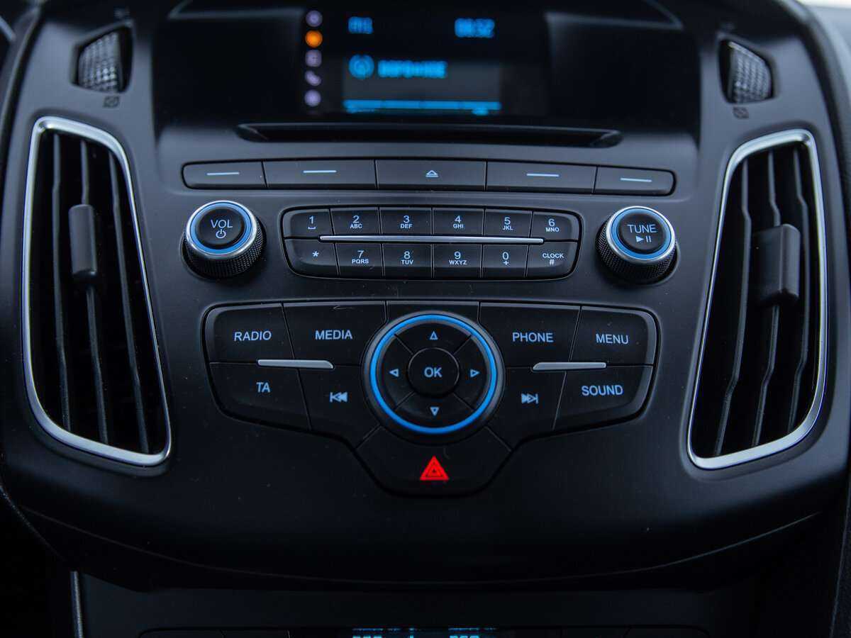 Купить Ford Focus с пробегом. Фото: #15