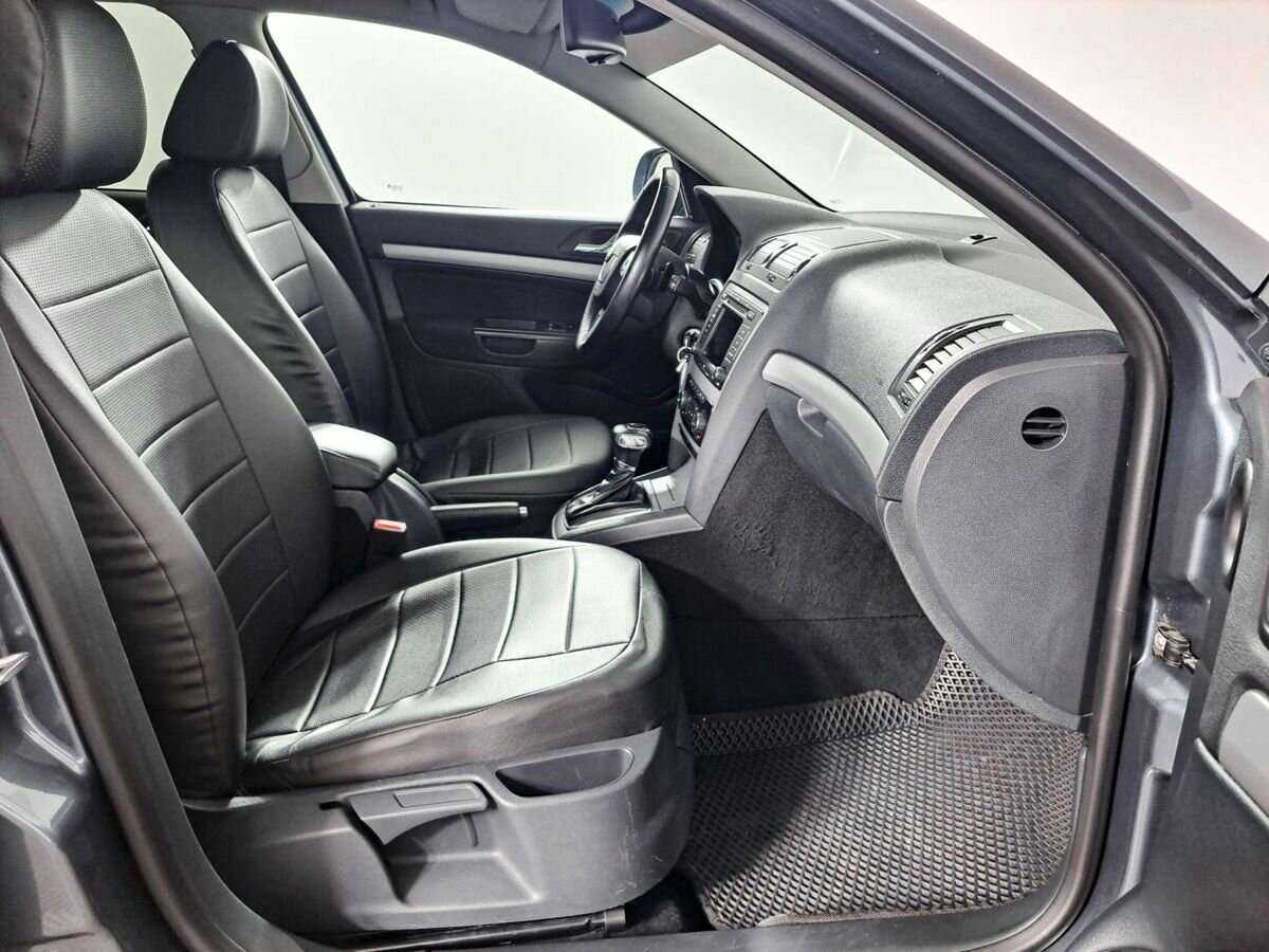 Купить Skoda Octavia с пробегом. Фото: #7