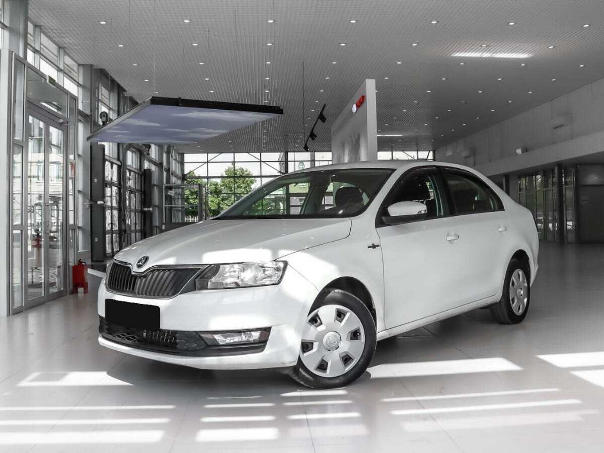 Купить Skoda Rapid с пробегом. Фото: #0