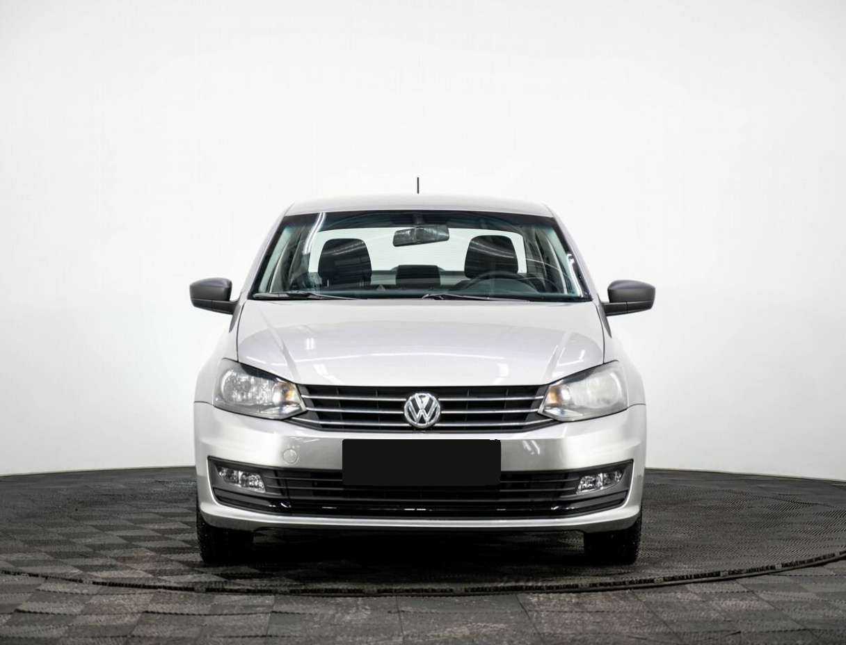 Купить Volkswagen Polo с пробегом. Фото: #1