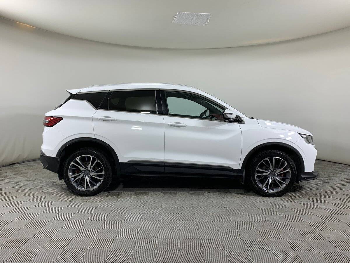 Купить Geely Coolray с пробегом. Фото: #3